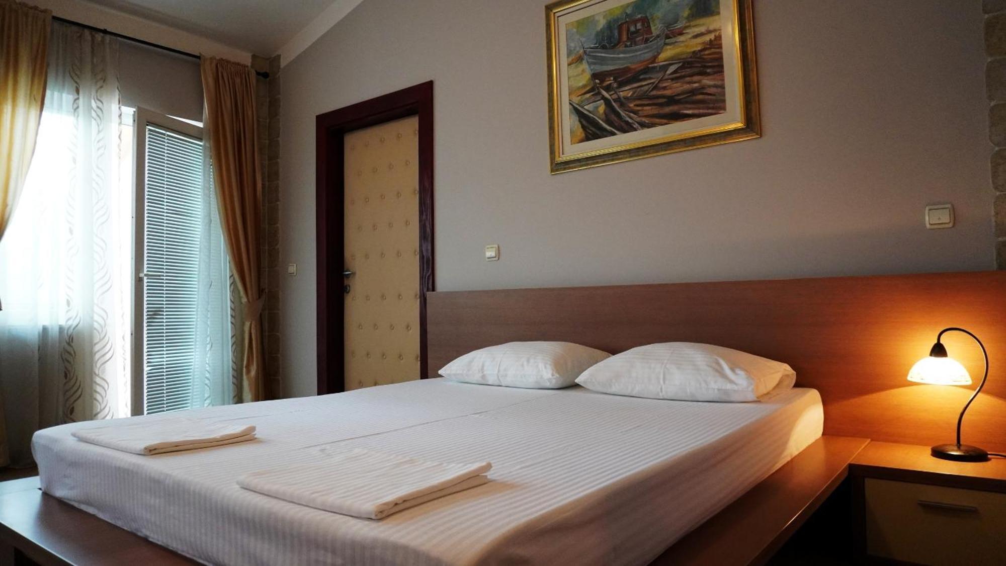 Hotel Vila Ivankovic Buna Oda fotoğraf